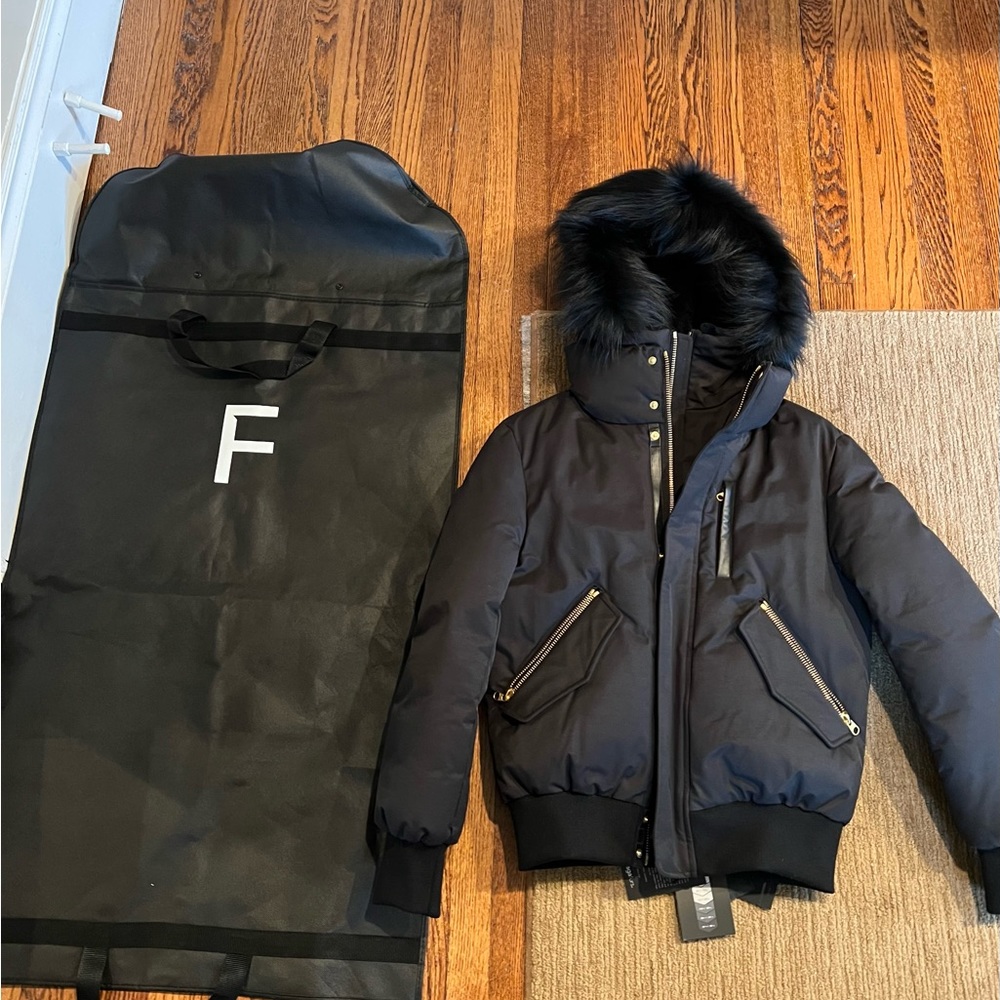 Men's Dixon-bx Black-gold (Brand new- Never worn.)